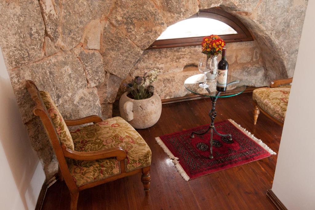 Hotel Peristil (2)