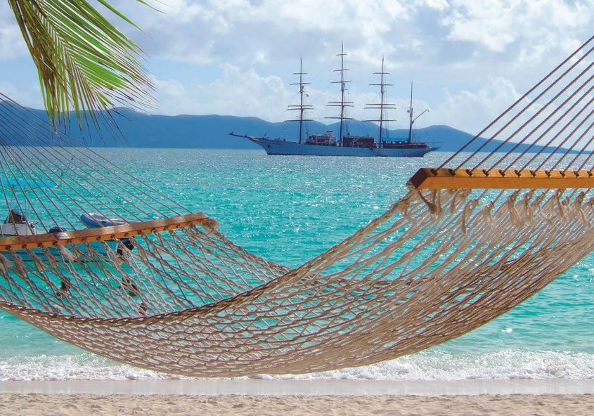 Exploring the Features of Tall Ship Cruises