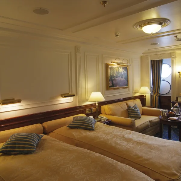 CAT. E Deluxe Staterooms