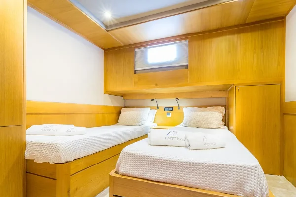 Twin Cabin