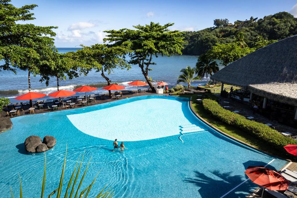 Papeete to Moorea
