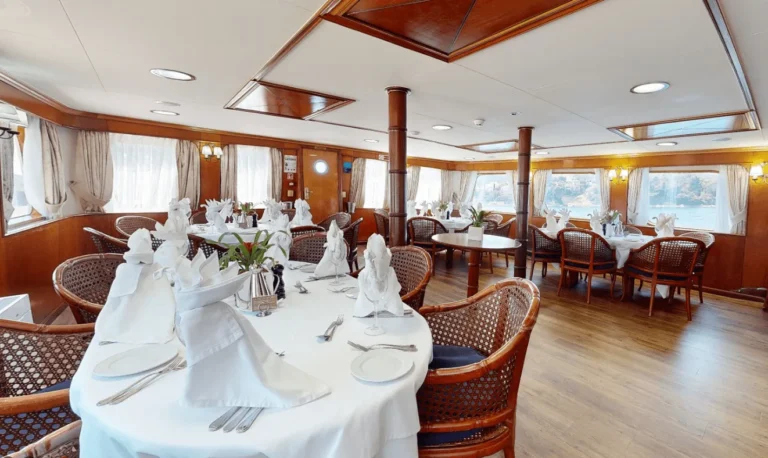 Dining area on M/Y Callisto