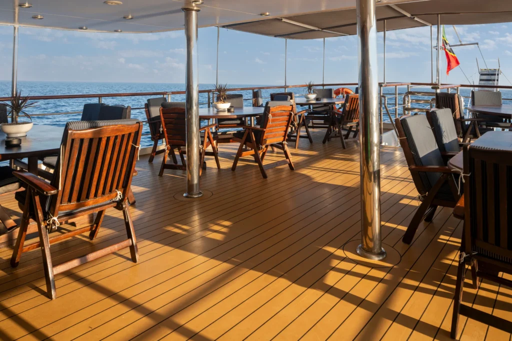 Outdoor deck on M/Y Callisto