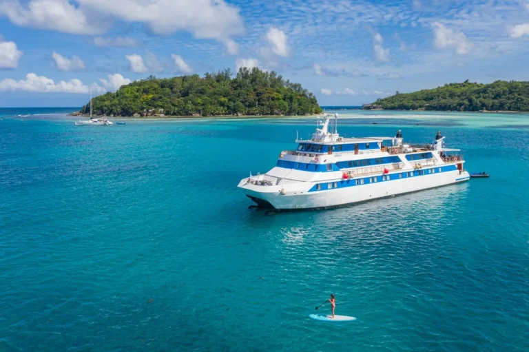 M/Y Pegasos in turquoise Seychelles waters