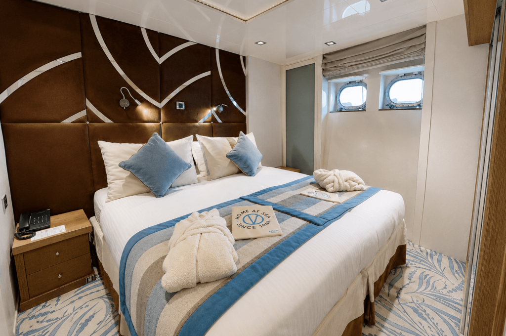 Category C, M/Y Variety Voyager